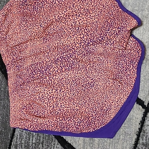 NIKE DRI-FIT EMBROIDERED SWOOSH LOGO MESH LINED ATHLETIC RUNNING SHORTS - Picture 11 of 12